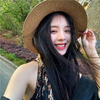 莉香：自称28岁的纯爱怪兽